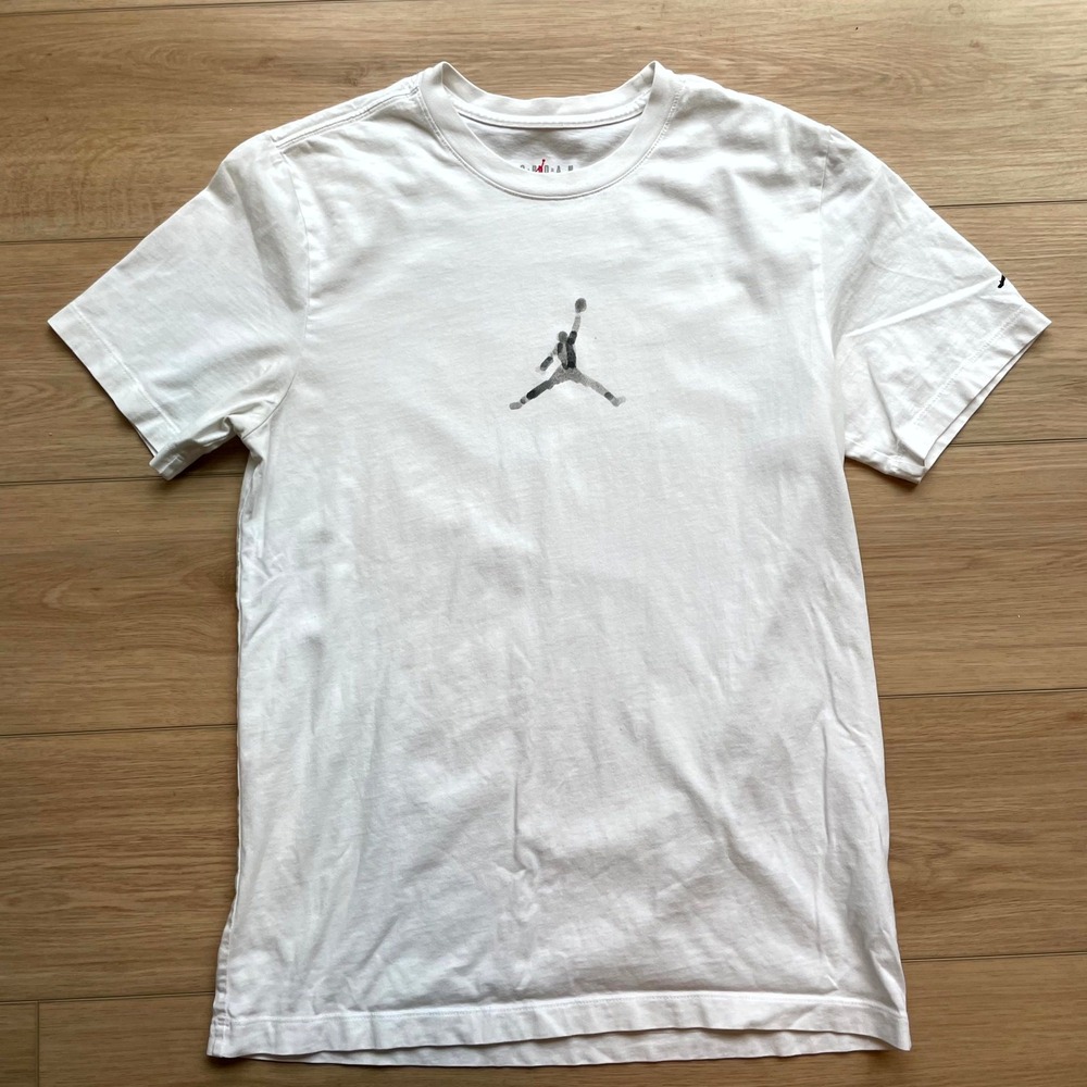 Jordan Anti-Gravity Machines Air Jordan 1 Graphic T-Shirt White Mens Medium